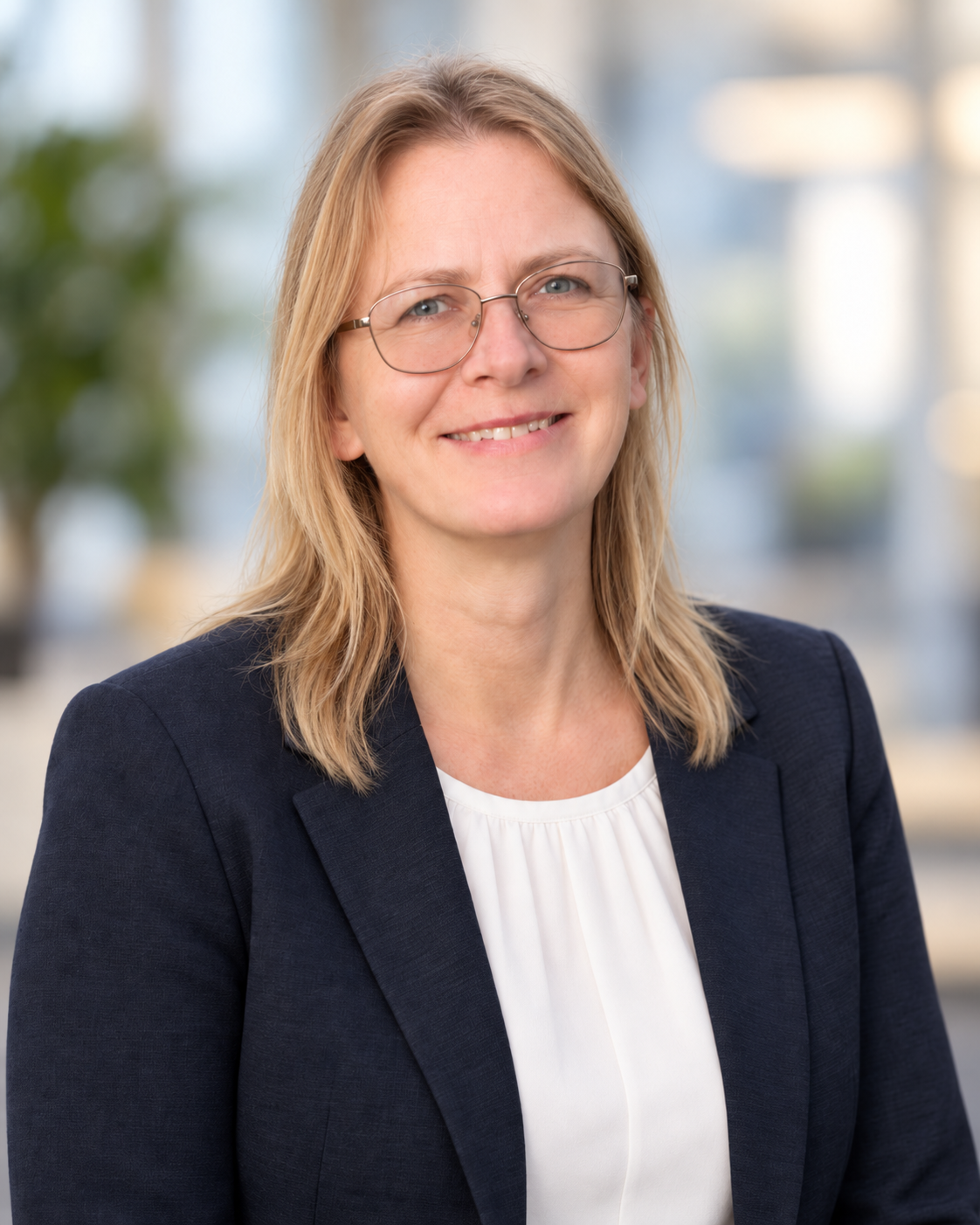 Porträt von Kerstin Leusenrink, Inhaberin von LEUKOSTA
